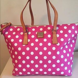 DOONEY & BOURKE HOT PINK POLKA DOT LEISURE SHOP